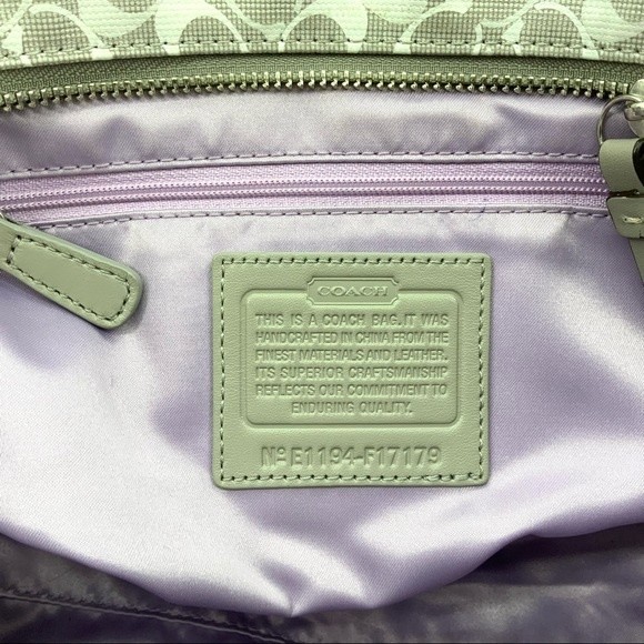 Coach Gray and White Shoulder Bag - Picture 8 of 16